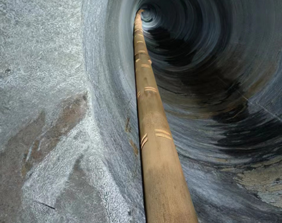 反井鉆機(jī)施工中偏斜如何處理？